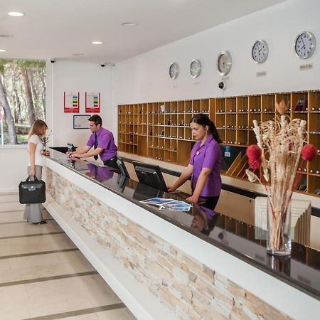 Hotel Zora Pavilions Primošten Exterior foto